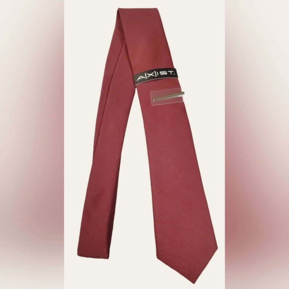 AXIST burgundy nwt one size cotton/Rayon‎ dress tie with silver clip